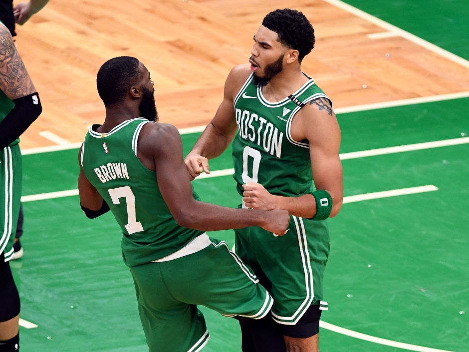 NBA總冠軍球隊(duì)次數(shù)排名_nba那個(gè)球隊(duì)總冠軍最多_NBA歷史總冠軍球隊(duì)統(tǒng)計(jì)