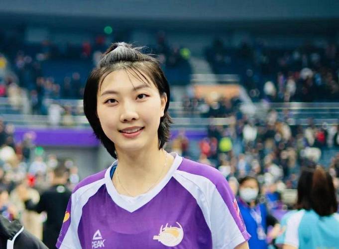 朱婷科內(nèi)利亞諾歐冠決賽_女排歐冠半決賽朱婷表現(xiàn)_朱婷2025歐冠決賽視頻
