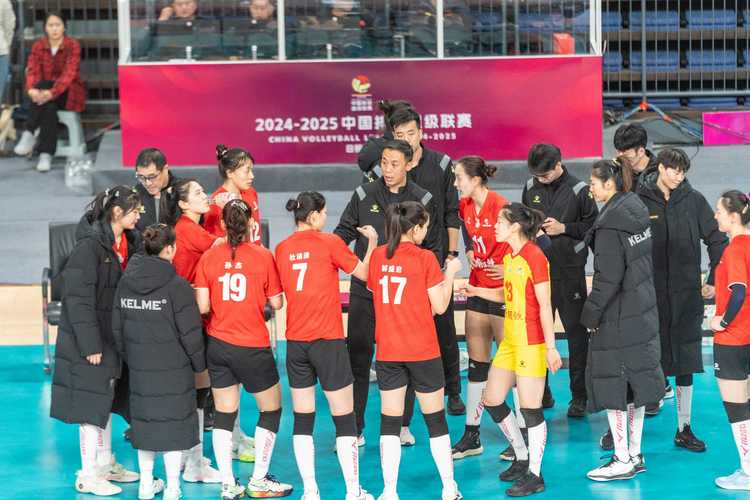 中國(guó)女排備戰(zhàn)全運(yùn)會(huì)_2025女排世俱杯半決賽_2025女排世俱杯參賽陣容